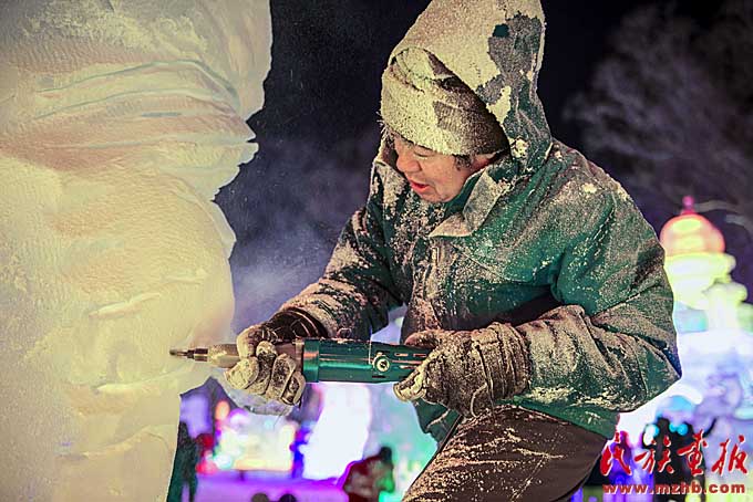 冰天雪地也是金山银山 壮丽征程 第7张