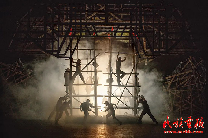 北京丨《天路》：舞台化再现青藏铁路修筑壮举 图片报道 第4张