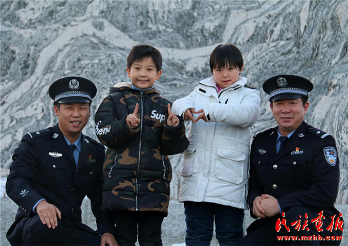 吉林延边：向中国人民警察致敬 图片报道 第8张