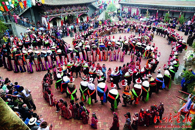 我们的节日——藏羌彝文化产业走廊用传统节日搭建起各民族交往交流交融的桥梁 多彩中华 第4张