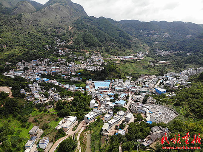 乌木龙乡:彝乡幸福花正开 图片报道 第1张-民族画报