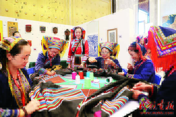 湖南：铸牢中华民族共同体意识 凝心聚力共创美好生活 壮丽征程 第3张