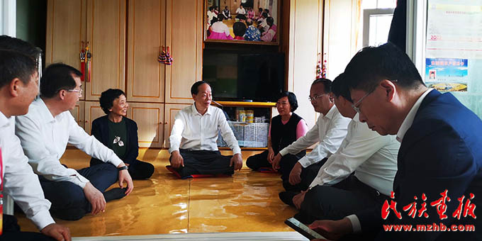 赵勇率中央有关部门祝贺团出席延边朝鲜族自治州成立70周年庆祝活动 时政要闻 第2张
