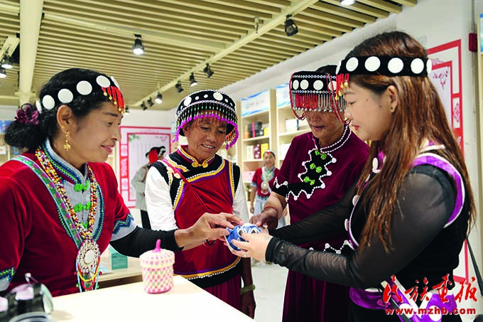 泸水：电商助力乡村振兴 图片报道 第2张