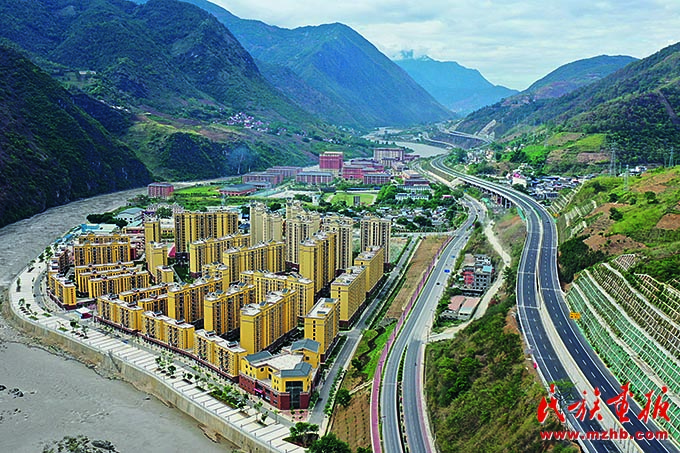 建设好美丽家园  维护好民族团结  守护好神圣国土——泸水市牢记嘱托创新推进现代化边境幸福村建设工作纪实 图片报道 第19张