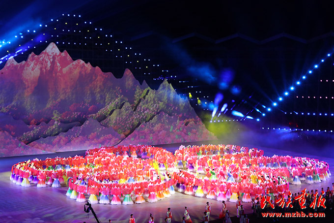 云南省第十二届少数民族传统体育运动会在丽江市开幕 图片报道 第14张