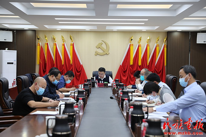 内蒙古自治区赤峰市迅速掀起学习宣传贯彻党的二十大精神热潮 图片报道 第1张