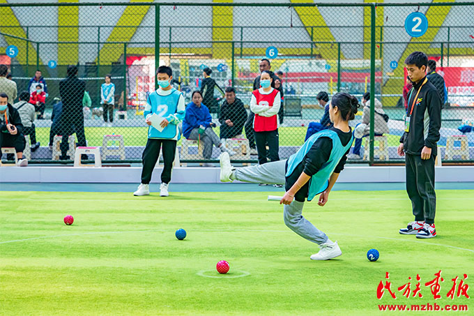 四川省第十六届少数民族传统体育运动会蹴球项目精彩瞬间 图片报道 第2张