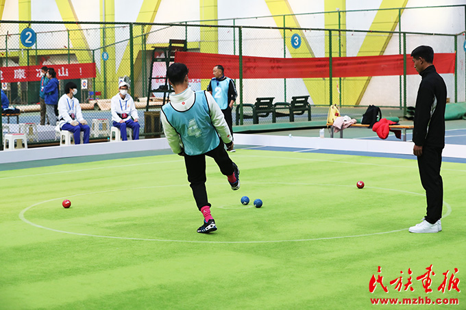 四川省第十六届少数民族传统体育运动会蹴球项目精彩瞬间 图片报道 第7张