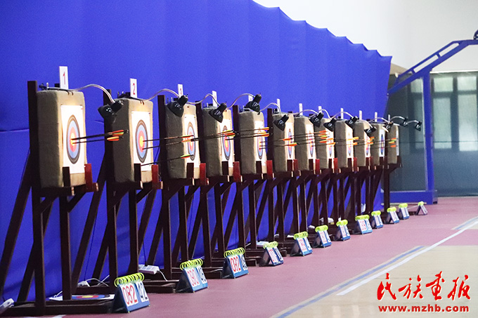 四川省第十六届少数民族传统体育运动会射弩项目精彩瞬间 图片报道 第4张