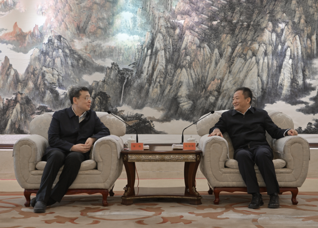 潘岳在内蒙古自治区调研时强调：以铸牢中华民族共同体意识为主线，加强和改进新时代党的民族工作 时政要闻 第1张
