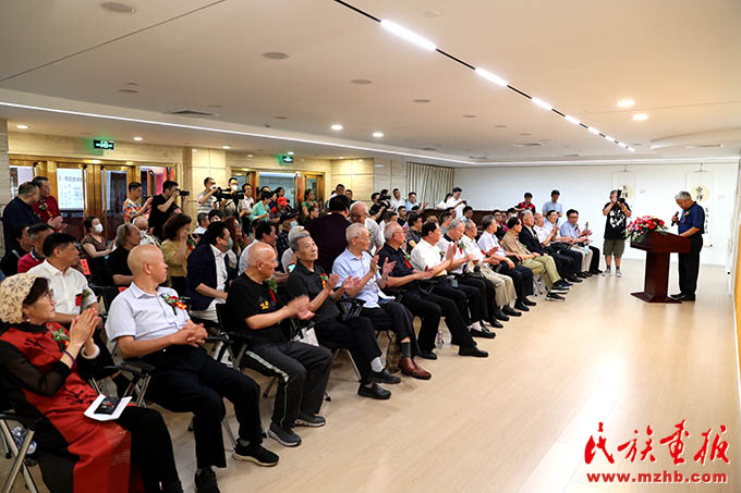 张乐农诗词书法晋京展暨捐赠作品仪式在京举行 图片报道 第4张