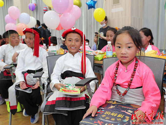 “青海玉树藏族青少年北京行”公益活动在京举行 同心筑梦 第12张