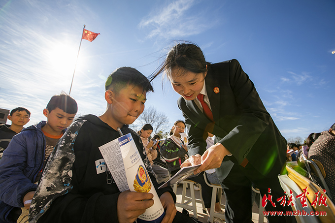 铸牢中华民族共同体意识 谱写曲靖高质量发展新篇章 同心筑梦 第10张