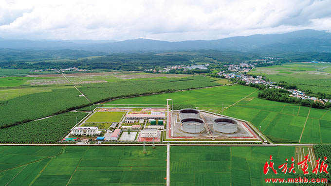 多彩瑞丽 同心筑梦——铸牢中华民族共同体意识 谱写瑞丽民族团结进步新篇章 同心筑梦 第6张