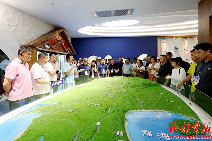 6省（区、市）共建铸牢中华民族共同体意识长江上游示范带签约仪式在西双版纳举行 图片报道 第13张