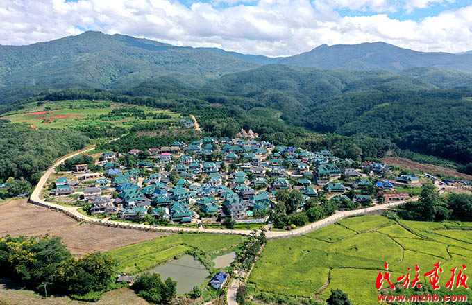 6省（区、市）共建铸牢中华民族共同体意识长江上游示范带签约仪式在西双版纳举行 图片报道 第11张