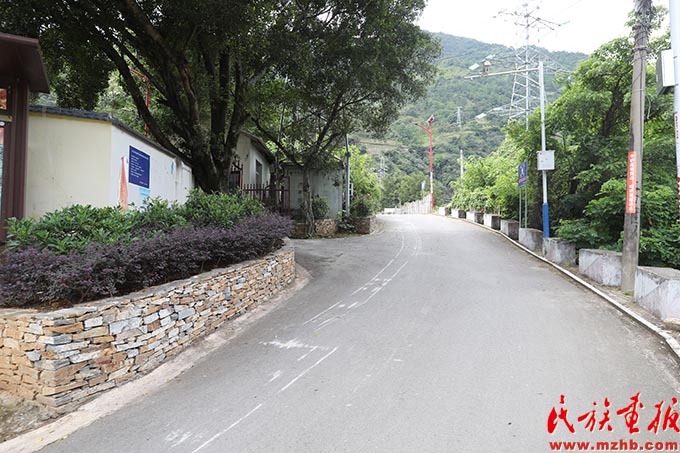 朝着幸福生活，我们阔步前进！——泸水市现代化边境幸福村建设的生动实践 同心筑梦 第18张