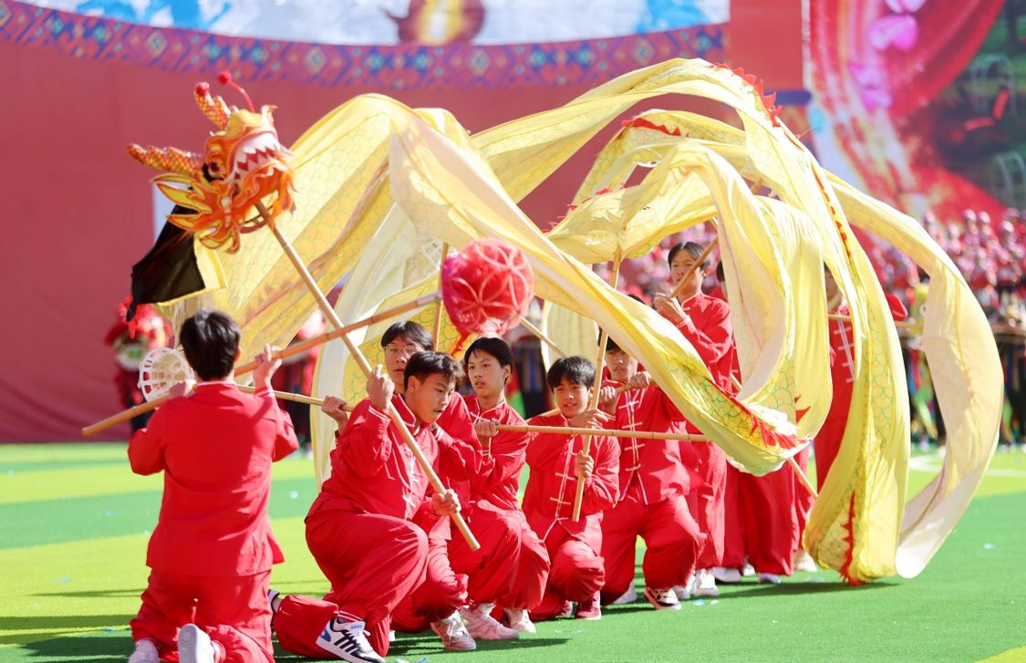 富川瑶族自治县举行成立40周年庆祝活动 图片报道 第4张