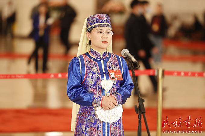 全国人大代表马秀英:大灾大难面前伟大的祖国是最坚强的后盾 图片报道 第1张-民族画报