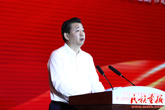 《习近平谈治国理政》第四卷赠书暨“丝路信使”民族团结进步发展联盟宣讲活动启动仪式在江苏省泰州市举行 图片报道 第2张