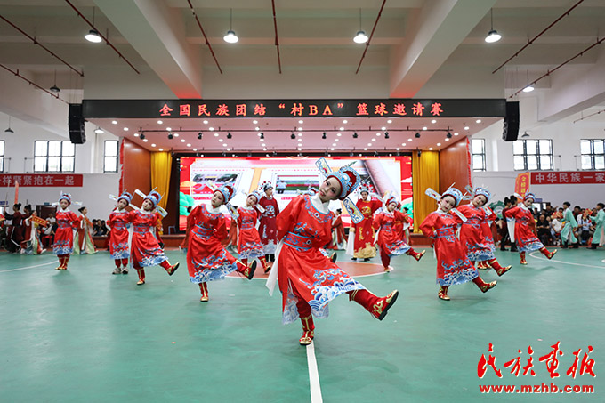 超燃“村BA” 尽显民族团结魅力 图片报道 第6张
