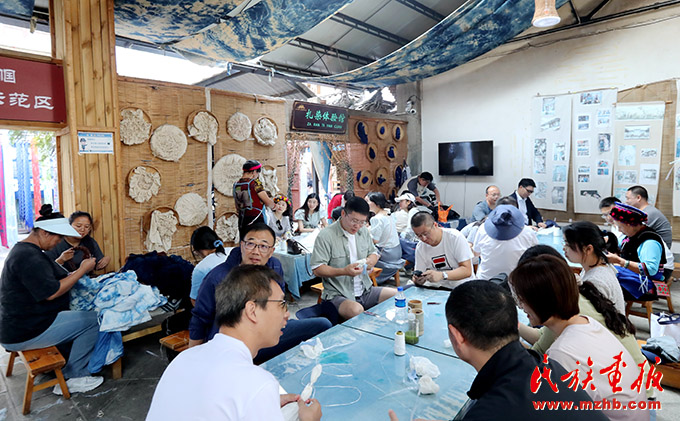 喜洲古镇：非遗文旅融合发展 拓宽百姓致富路 同心筑梦 第7张