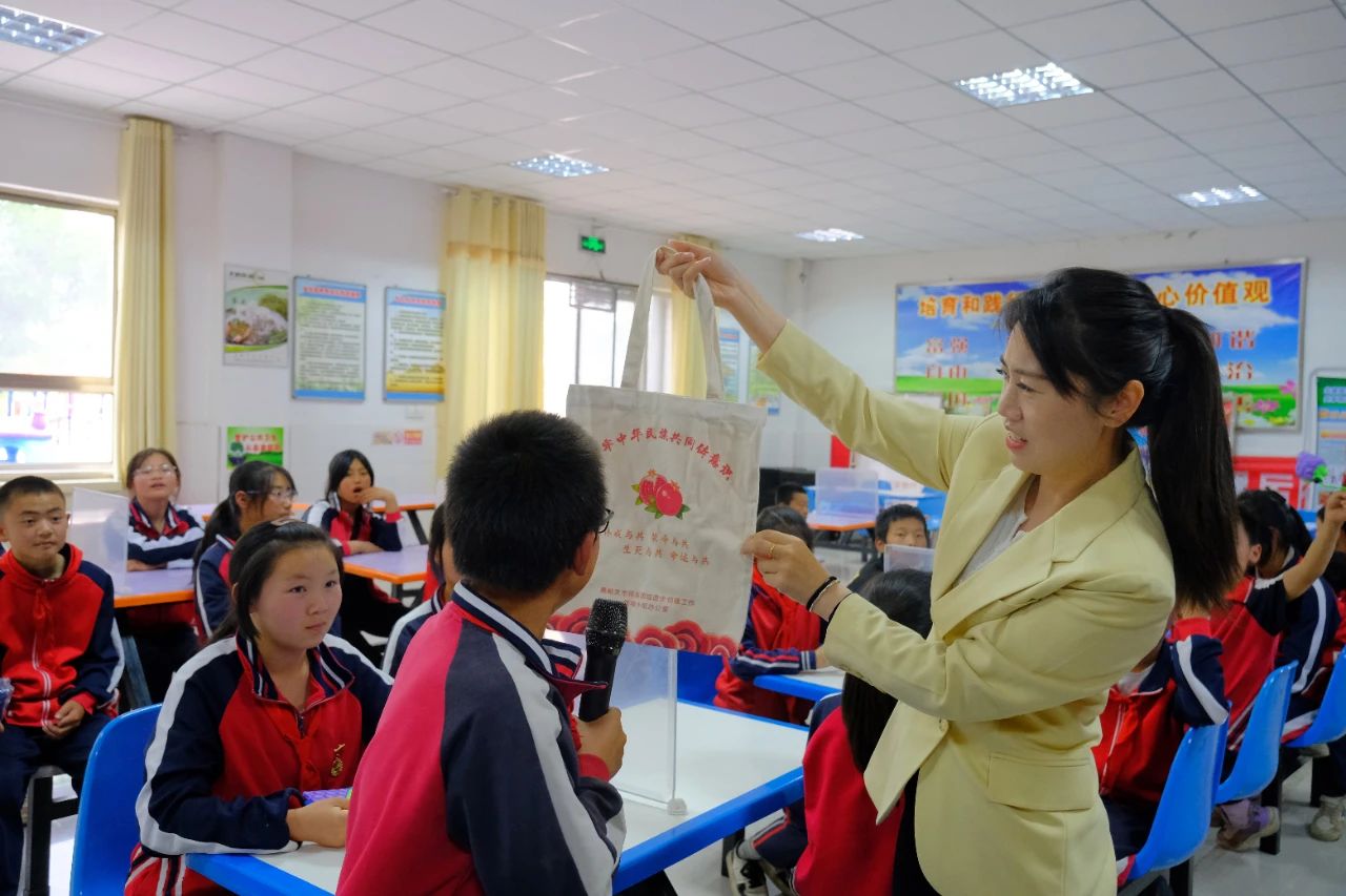 榜样的力量|张晓燕：在长城脚下讲好中华民族故事 同心筑梦 第3张