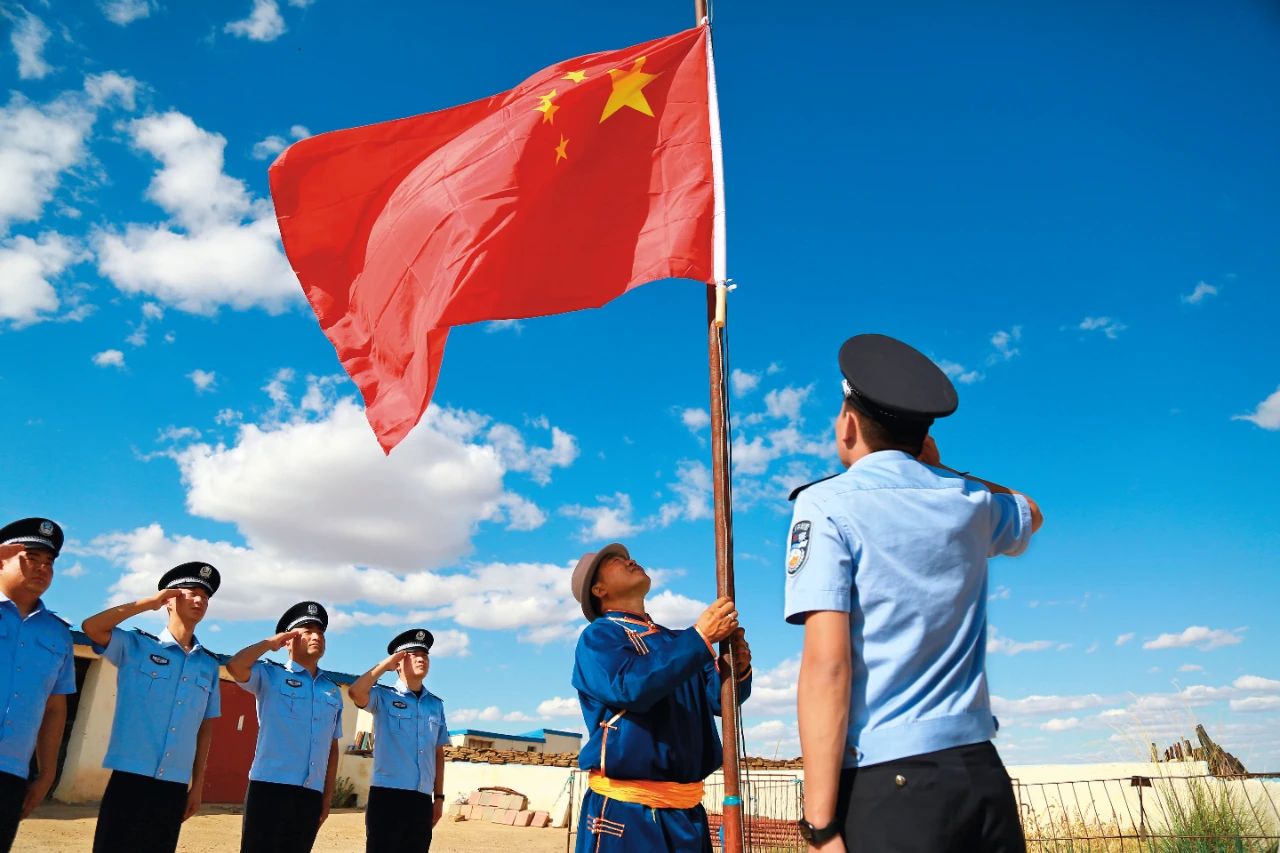 薪火相传画团结|阿迪雅：守边报国赤子心 同心筑梦 第2张