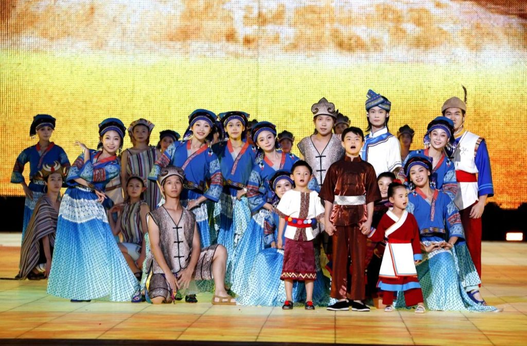 中华民族大家庭 同心圆梦新征程|开幕式文体展演中篇《中华一体》 第十二届全国少数民族传统体育运动会 第20张