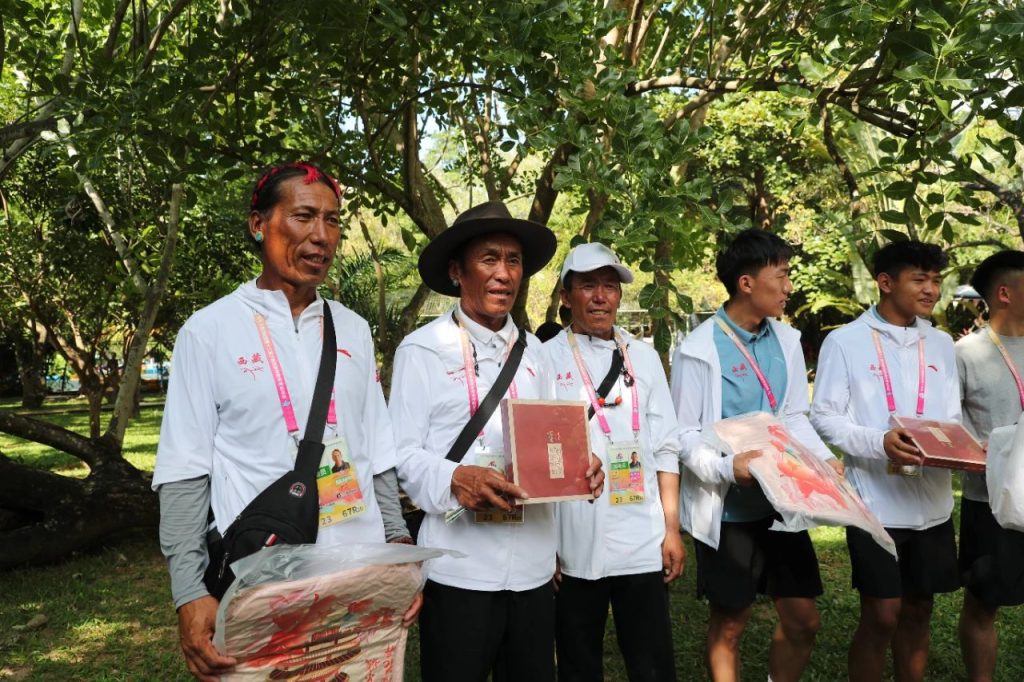 民族大联欢 天涯共此时|高清大图 共同见证中华民族大团圆高光时刻 第十二届全国少数民族传统体育运动会 第10张