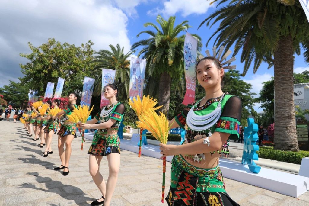民族大联欢 天涯共此时|高清大图 共同见证中华民族大团结高光时刻 第十二届全国少数民族传统体育运动会 第6张