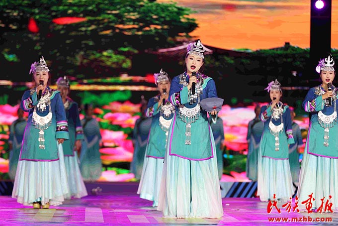 云南省第二届民族团结进步大舞台系列活动曲靖专场精彩上演 图片报道 第4张