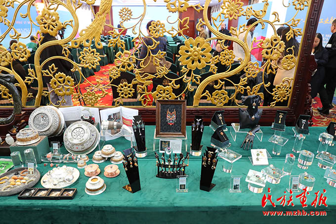 “金石交”民族手工业融创品牌推介会在北京举办 图片报道 第3张