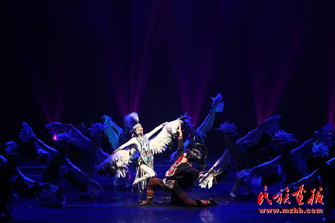 《多彩呼伦贝尔》专场演出北京首演拉开全国巡演大幕 图片报道 第11张