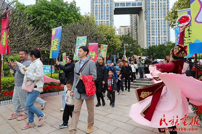“广西三月三·八桂嘉年华”活动在南宁举行 图片报道 第6张