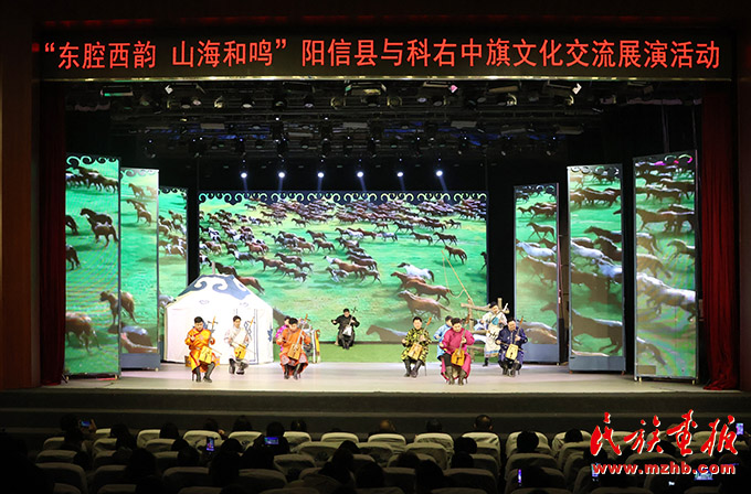民族团结春潮涌  枫林草原石榴红——内蒙古科右中旗实施“三项计划” 争创全国民族团结进步示范旗 同心筑梦 第1张