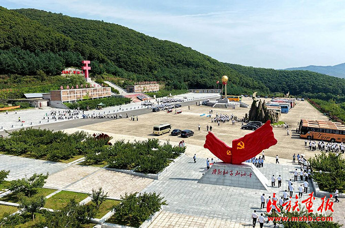 弘扬伟大民族精神 共筑伟大复兴梦想——“中华民族共有精神家园建设主题文化活动·辽宁篇”侧记 同心筑梦 第10张